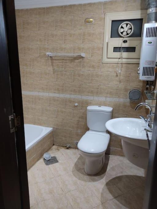 Apartment Doqi 3 2 Bathroom Wifi Near Nile *